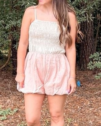 Very J Bubble Shorts Romper In Pale Pink