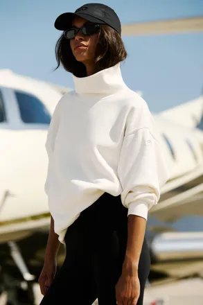 Alo | Hazy Mock Neck Pullover Top in Ivory, Size: Medium