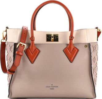 Louis Vuitton On My Side Monogram Tuffetage Leather MM tote bag - Bruin