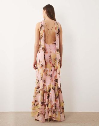 Asos Tall ASOS DESIGN Tall - Vestito lungo allacciato al collo con stampa a fiori, foulard e fondo con volant-Multi