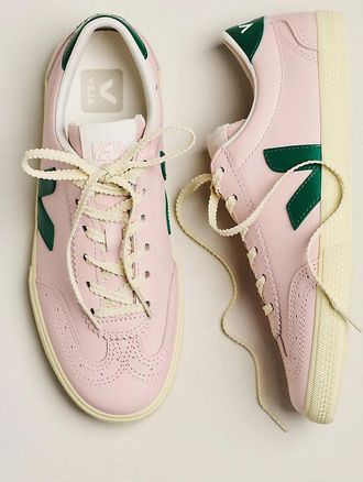Veja Volley O. T. Sneakers