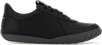 Givenchy Black Solid Glide Runner Sneakers