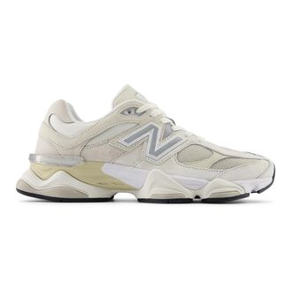 New Balance Sneakers, unisex, Beige, Size: 9 1/2 US 9060 Sneakers