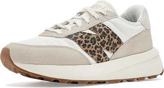 New Balance Classics 370 Snow Shoes Timber Wolf/Gum : US Mens 11 - Womens 12.5 D - Medium, Textile