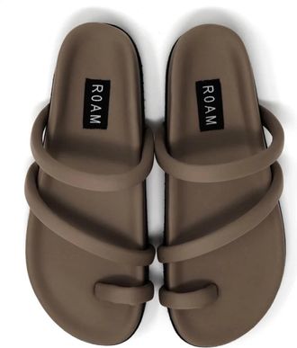 Roam Womens Orbit Slip-On Sandals In Taupe