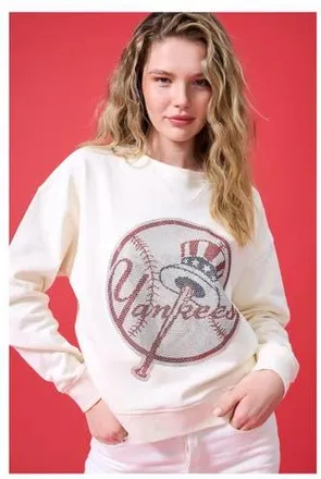 Terez Womens Terez Cream New York Yankees Oversized Gemstone Logo Sweatshirt at Nordstrom, Size Small