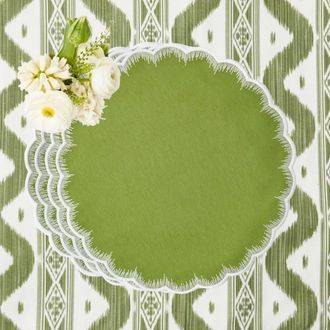 Mrs. Alice Apple Green Isabella Round Placemats at Nordstrom