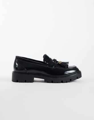 schuh Livvy - Mocassini neri verniciati con nappe e suola spessa-Nero
