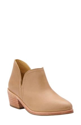 Nisolo Mia Everyday Ankle Bootie in Almond at Nordstrom, Size 6.5