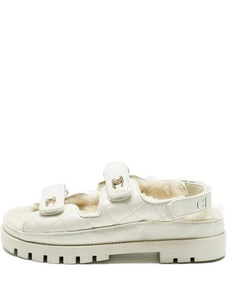 Chanel Dad shearling leather sandals - White
