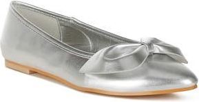 Rag & Co. Bromelia Water Repellent Bow Flat in Silver at Nordstrom Rack, Size 6