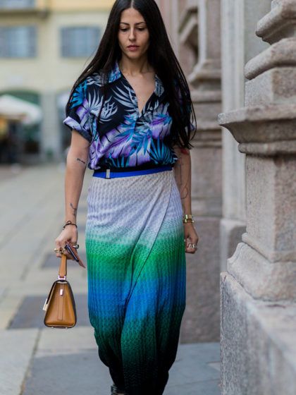 This summer’s must-have shirt is *super* cute