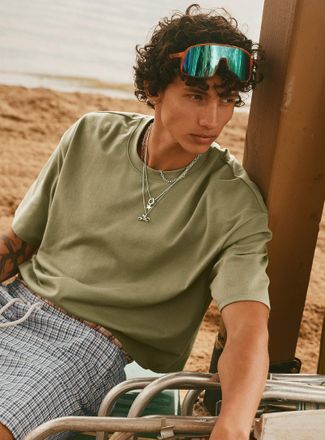 Djab Mens Cropped solid T-shirt Oversized fit