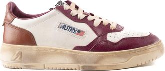 Autry Medalist Low Super Vintage Sneakers In White/purple Leather
