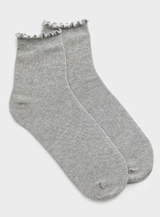 Simons Womens Solid lettuce-trim ankle socks