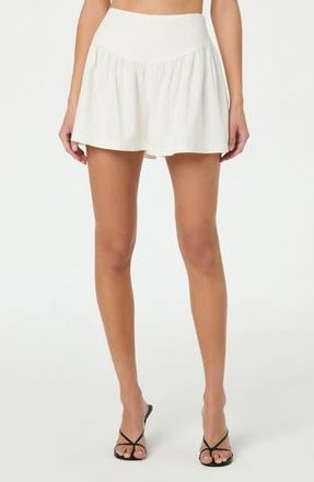 ASTR the Label Drop Waist Shorts in White at Nordstrom Rack, Size X-Large