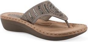 White Mountain Cienna Thong Comfort Sandal in Stone/fabric at Nordstrom Rack, Size 6.5