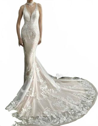CALVIN KLEIN PARFUM Lace Wedding Dress In Ivory