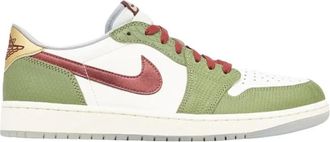 Nike Jordan Year of the Dragon Low Top Sneakers - Heren - Fitnessschoenen - Groen - 43 EU - Leer - Fitness