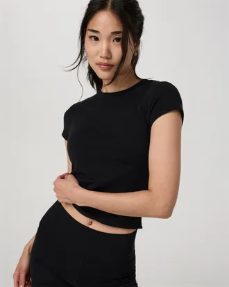 Vuori Clothing Everyday Cotton Stretch Fitted T-Shirt | Black | XS, Size Extra Small