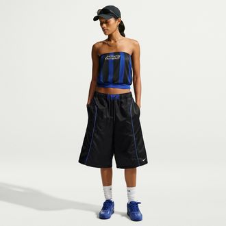 Nike Womens Nike Sportswear Loose Mid-Rise Woven Shorts in Black | IV5021-010