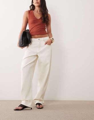 Missy Empire Jeans bombati in cotone bianco sporco