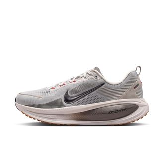 Nike Mens Vomero 18 Road Running Shoes in Grey | IV5666-097