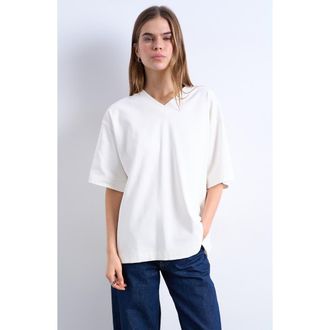Topshop Drop Shoulder V-Neck Tee in White at Nordstrom, Size Medium P