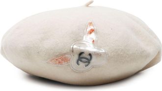 Chanel 1990-2000s CC Camellia beret hat - Neutrals