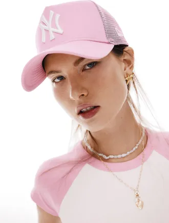 Simons Womens Engraved starfish earrings