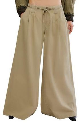 Free People Julien Wide Leg Chino Pants in Chinchilla at Nordstrom Rack, Size X-Large