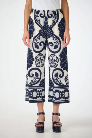 Trina Turk Clip Jacquard Pant In Blue & White