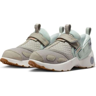 Nike Jordan Trunner LX Sneaker in Multi Color/Ceramic/White at Nordstrom, Size 6.5