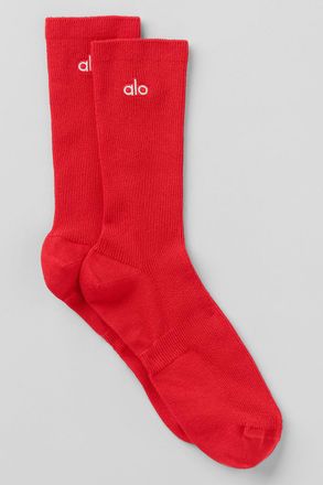 Alo | Half-Crew Understated Socks in Bright Red, Size: Medium