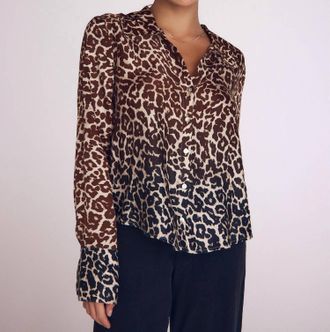 Bella Dahl Flowy Button Down Shirt In Ombre Leopard Print