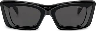 Prada Occhiali da sole con placca logo - Nero