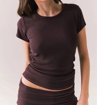 Chaser Honey Short Sleeve Tee In Espresso