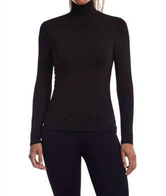 Capsule 121 Akor Top In Black