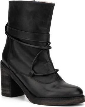 Vintage Foundry Co. Denisa Faux Fur Lined Boot in Black at Nordstrom Rack, Size 6.5