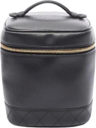 Chanel Pre-owned Handbags, female, Black, Size: ONE SIZE Pre-owned Leather Handbag