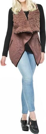 Papillon Boucle Vest With Soft Fuzzy Drapy Collar In Rose