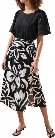 Tribal Pull On Wrap Skirt In Black