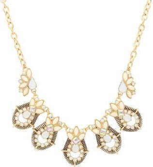 Olivia Welles Effie Detail Necklace in Gold at Nordstrom Rack