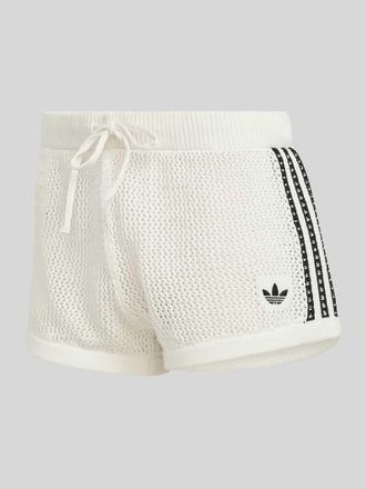 adidas Originals Regular Fit Shorts in Strickoptik in Offwhite, Gr&ouml;&szlig;e XL