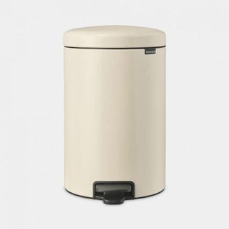 Brabantia Newicon Cubo De Pedal 20l - Papelera Mediana Para Cocina O Dormitorio - Tapa De Cierre Suave - Funcionamiento Con Pedal Ligero - Cubo Interior Extra&iacute;b