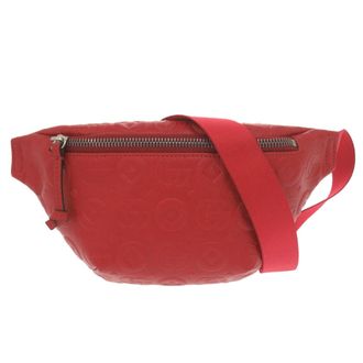 Gucci Red Color Leather Sling Bag (Pre-Owned)