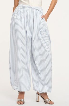 Cinq &agrave; Sept Leo Stripe Pants in White/Cornflower at Nordstrom, Size Medium