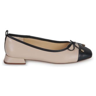 Clarks Ubree15 Poppy Leather Womens Slip On Shoes - Sand Combi - Size:UK 6.5