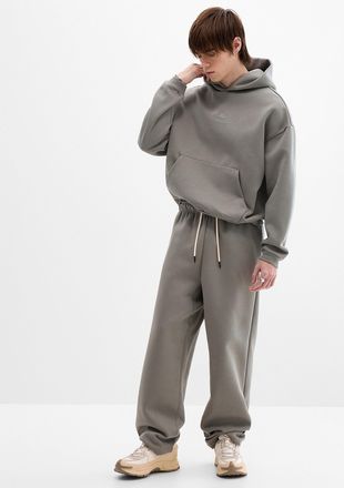 Nike Mens Standard Issue basketball sweatpant Loose fit