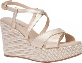 Nero Giardini Womens Strappy Platform Wedge Sandal In Gold